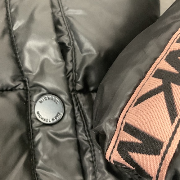 Michael Kors Girls Hooded puffer Jacket. Size 10. Black pink. MK Logo - Picture 8 of 16